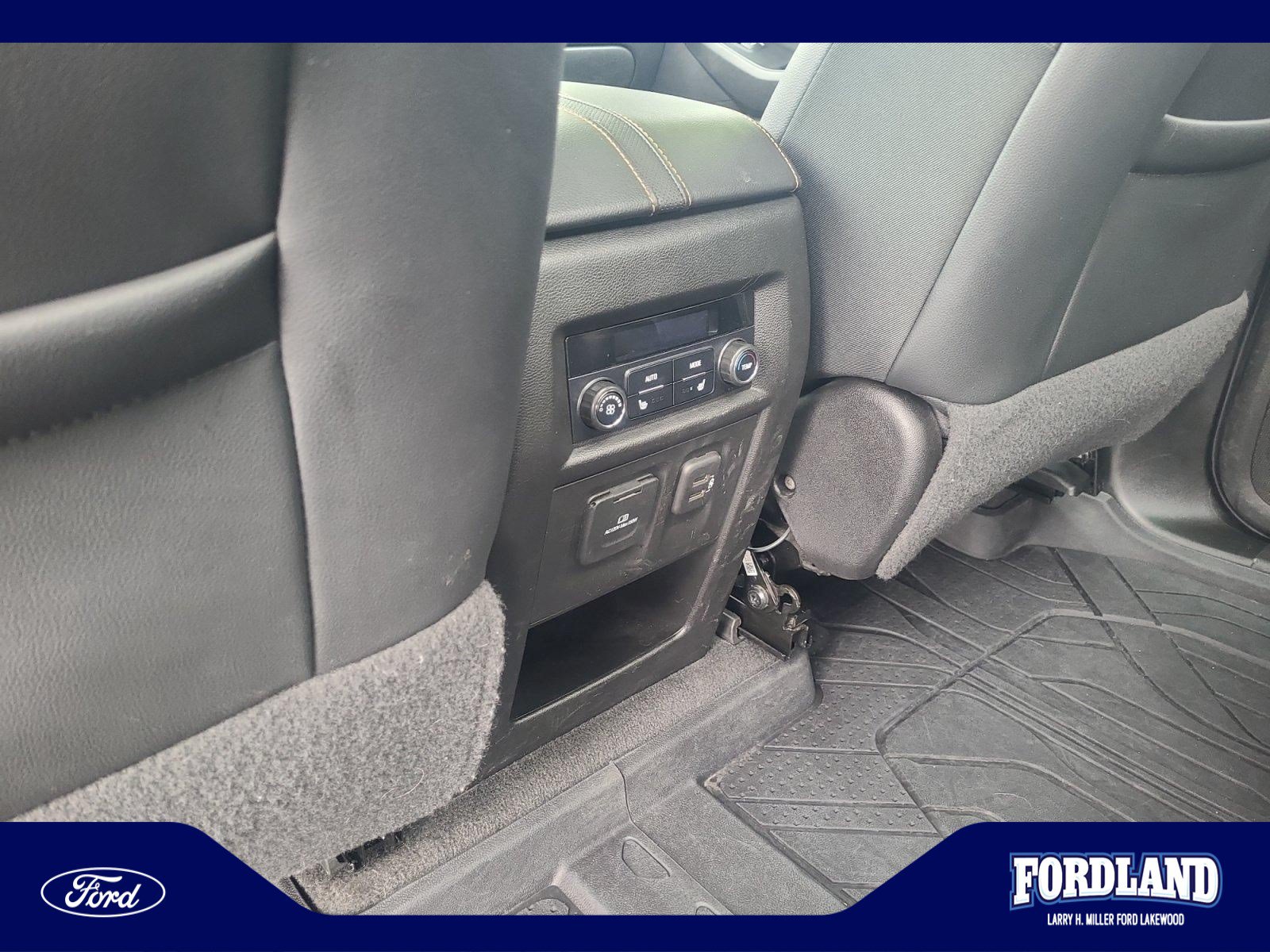 Used 2019 Chevrolet Traverse Premier w/ LPO, Floor Liner Package AWD/4WD image 32