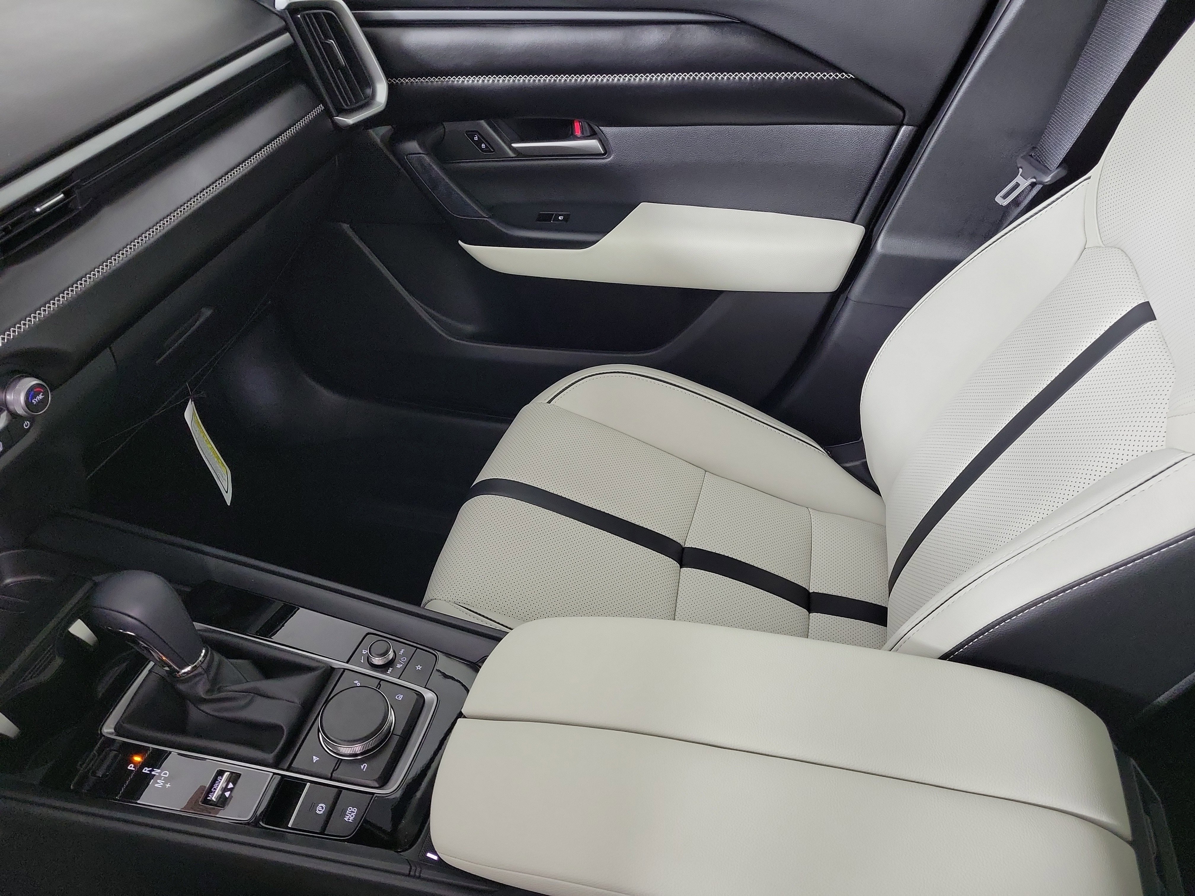 New 2026 MAZDA CX-50 AWD 2.5 S w/ Accent Package image 25