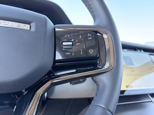 Used 2024 Land Rover Range Rover Evoque Dynamic SE image 9