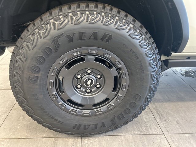New 2025 Ford Bronco Badlands image 7
