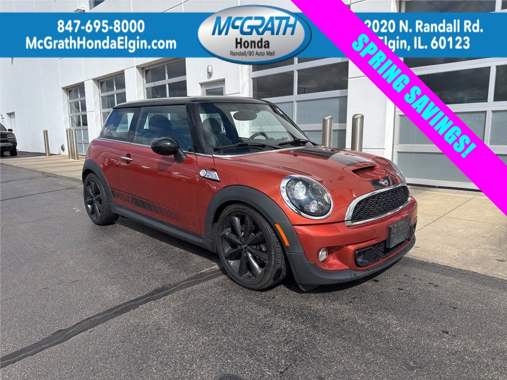 Used 2013 MINI Cooper S image 1