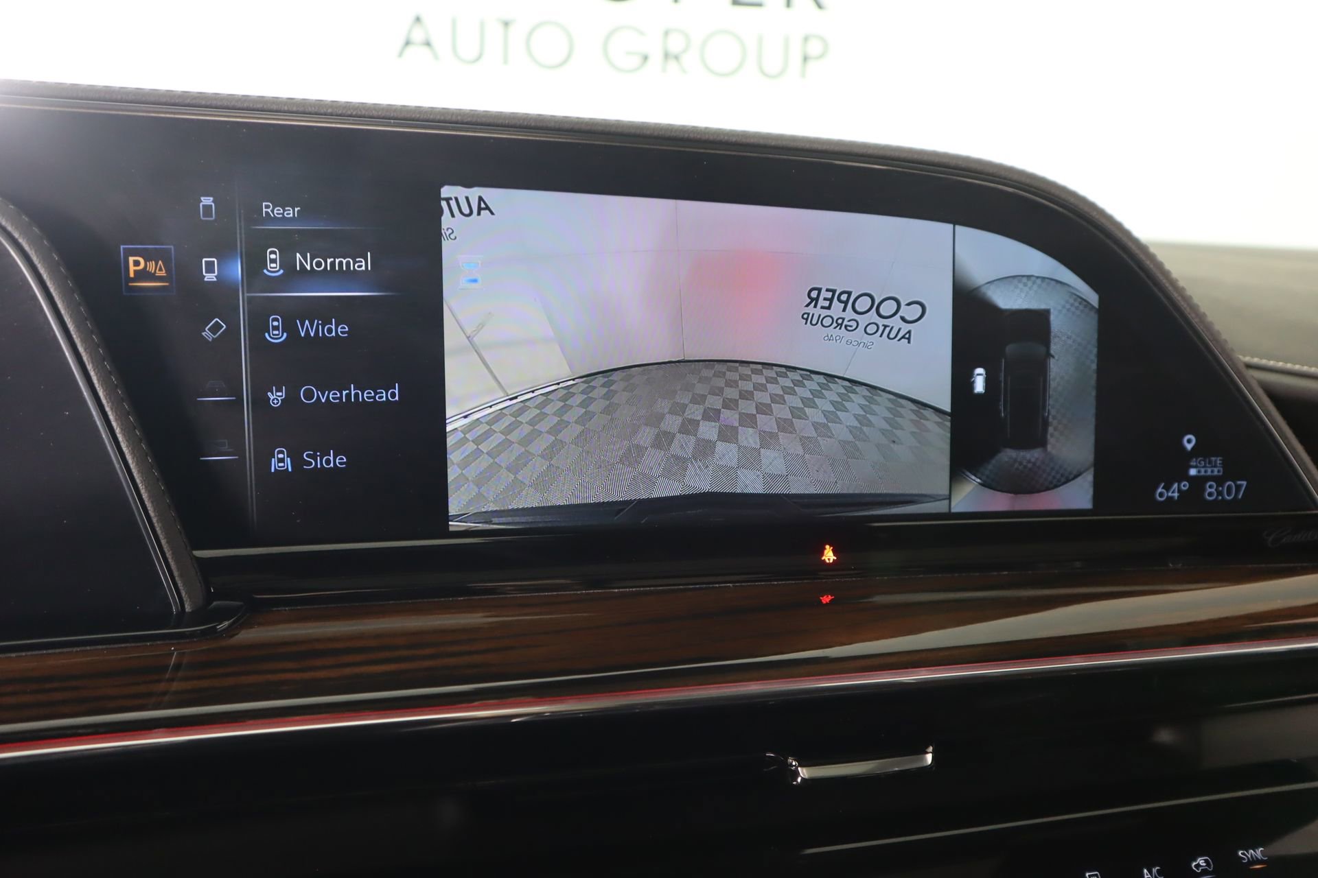 Used 2023 Cadillac Escalade Premium Luxury image 6