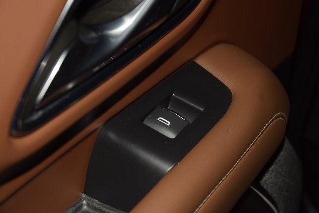 Used 2023 Chevrolet Suburban High Country image 43