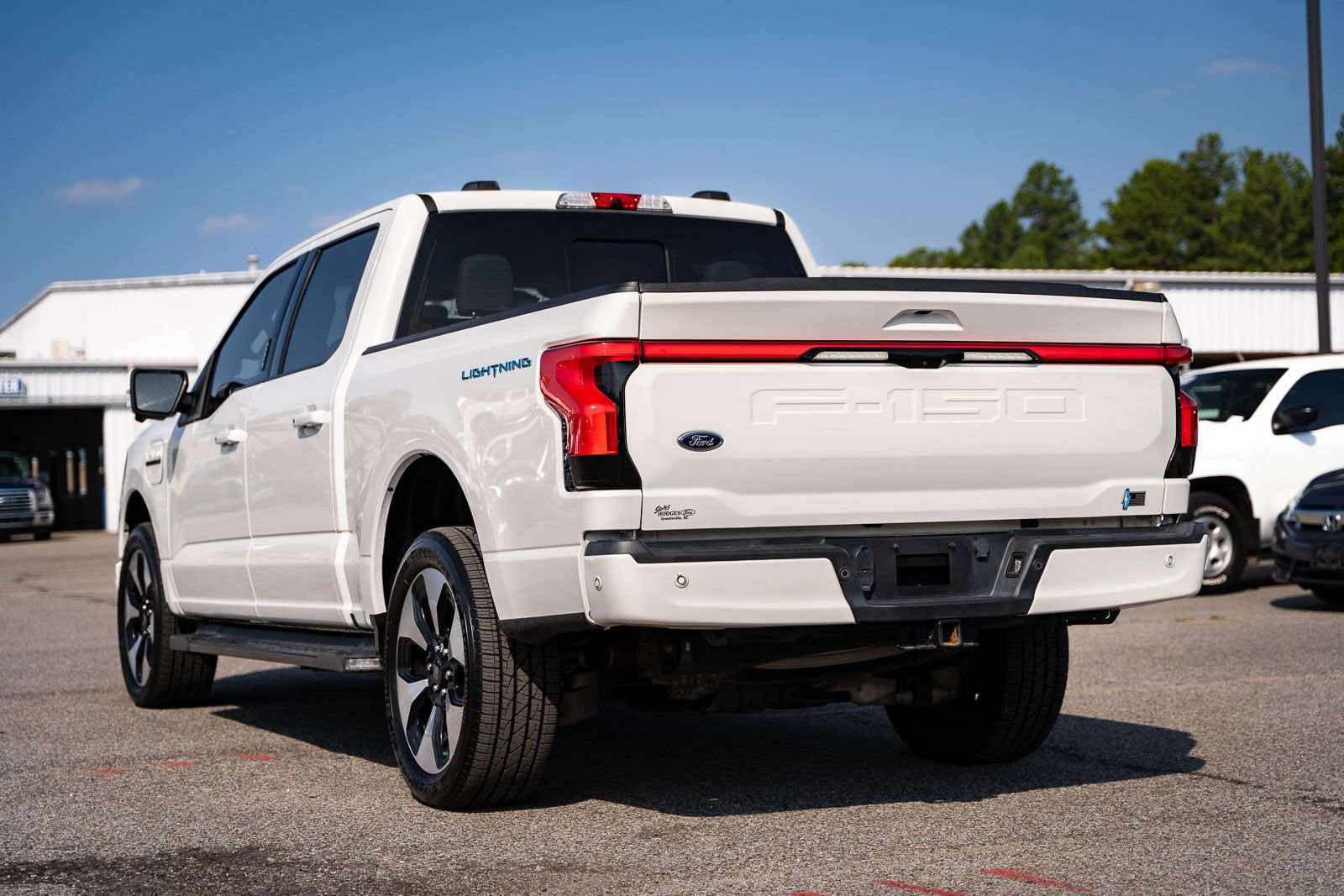 Certified 2022 Ford F150 Lightning Platinum AWD/4WD image 5