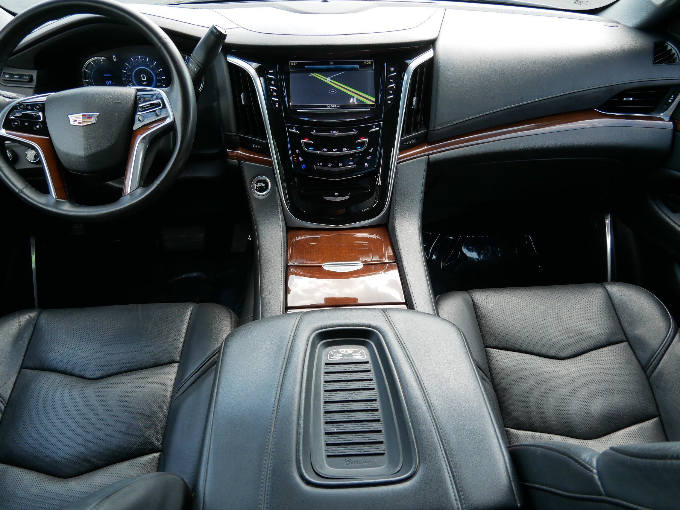 Used 2019 Cadillac Escalade ESV Luxury AWD/4WD image 10