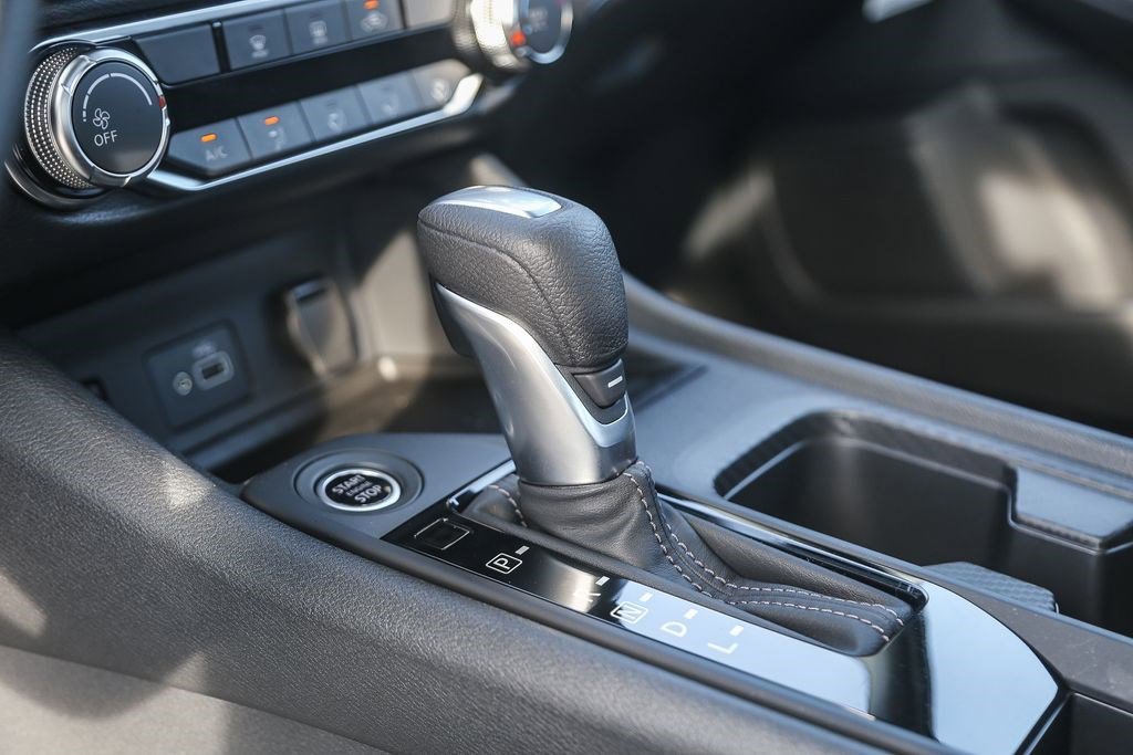 Certified 2025 Nissan Sentra S image 21