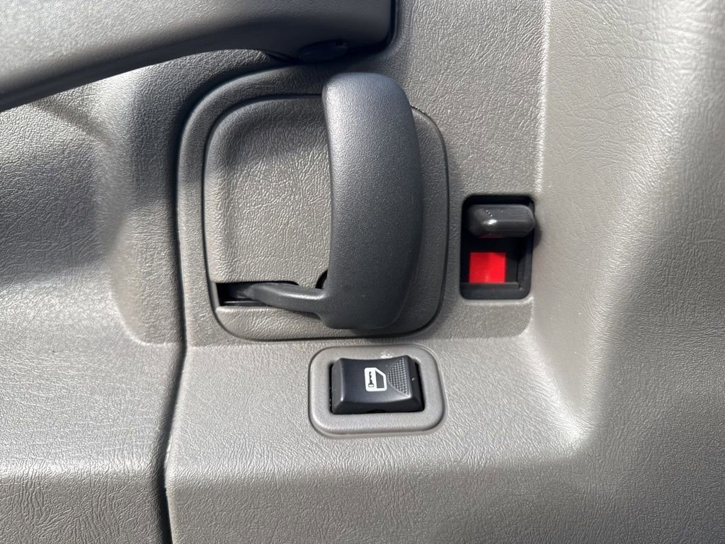 Used 2024 Chevrolet Express 2500 w/ Driver Convenience Package RWD image 10