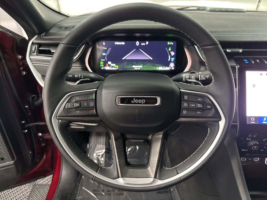 Used 2024 Jeep Grand Cherokee Limited 4xe image 16