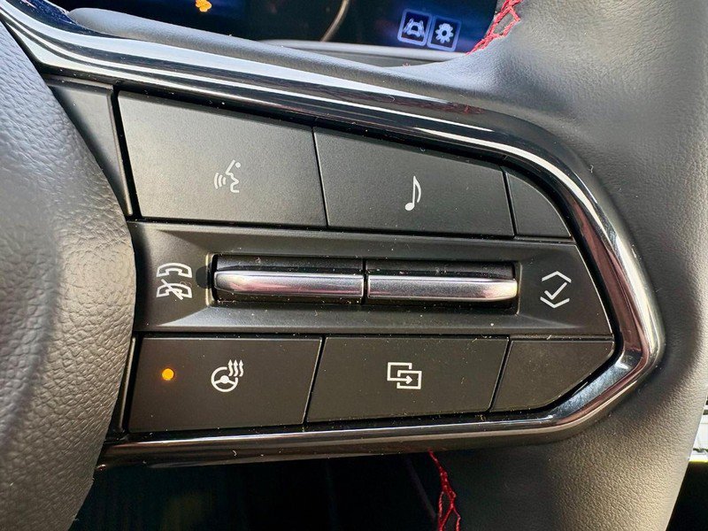 Used 2024 Chevrolet Traverse RS w/ LPO, Floor Liner Package AWD/4WD image 25