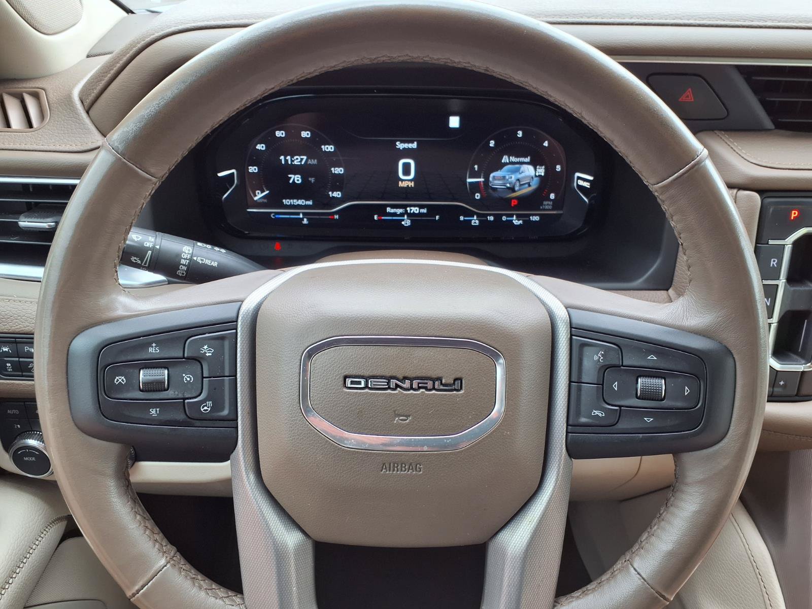 Used 2022 GMC Yukon XL Denali AWD/4WD image 9