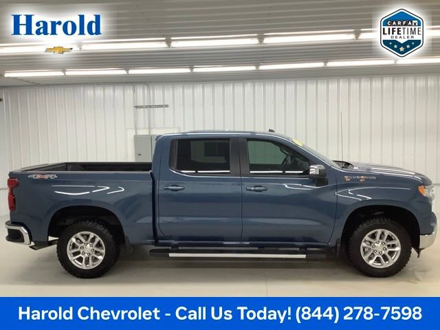 Used 2024 Chevrolet Silverado 1500 LT AWD/4WD image 6