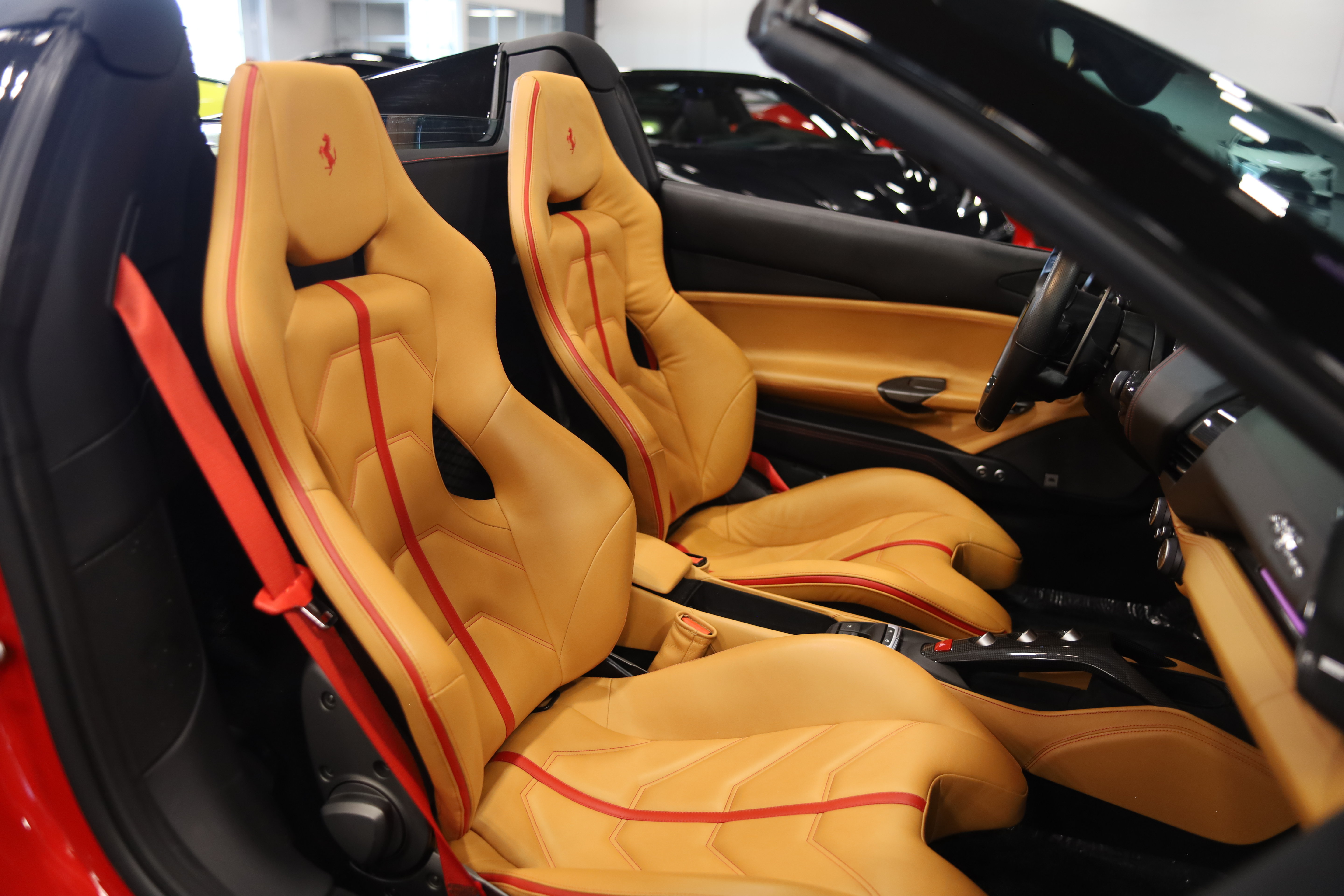 Used 2019 Ferrari 488 Spider RWD image 35