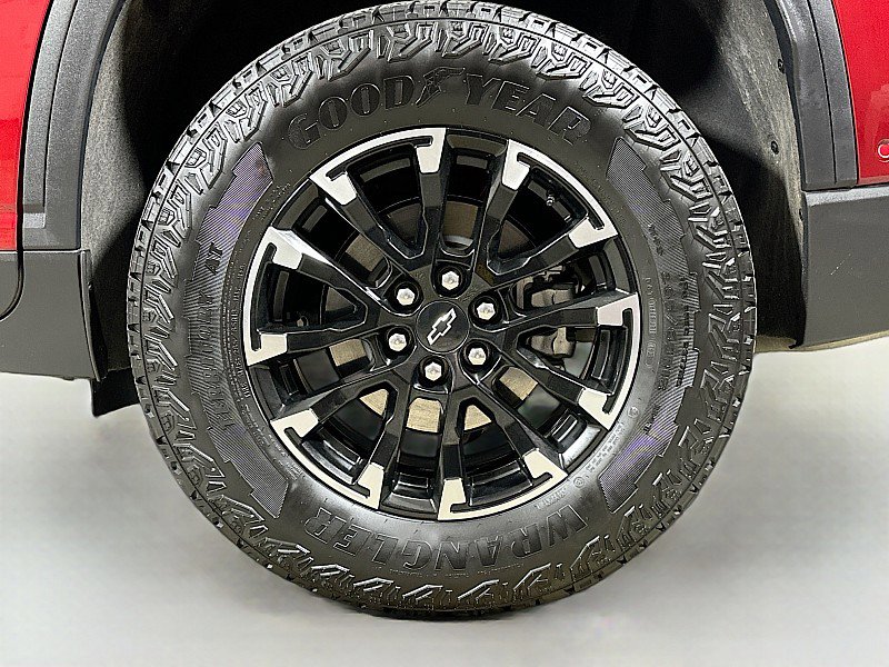 Used 2024 Chevrolet Traverse Z71 w/ Enhanced Driving Package image 30