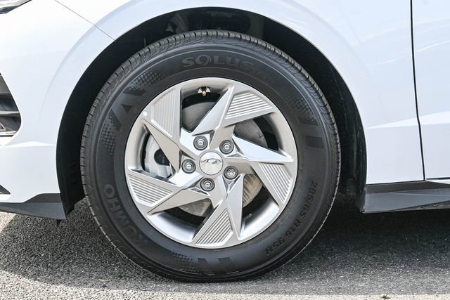 Certified 2025 Hyundai Sonata SE image 11