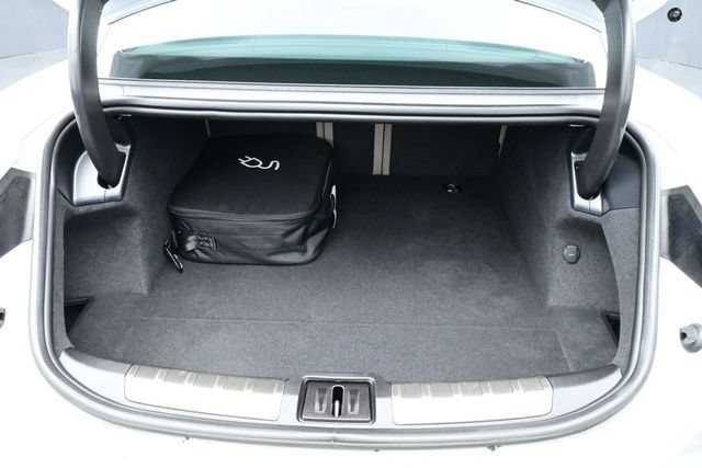 Used 2025 Porsche Taycan RWD image 16