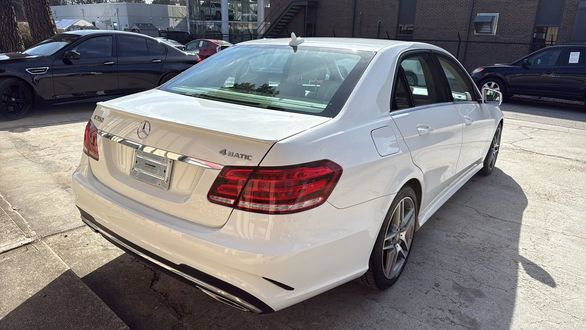 Used 2014 Mercedes-Benz E 350 4MATIC Sedan image 7
