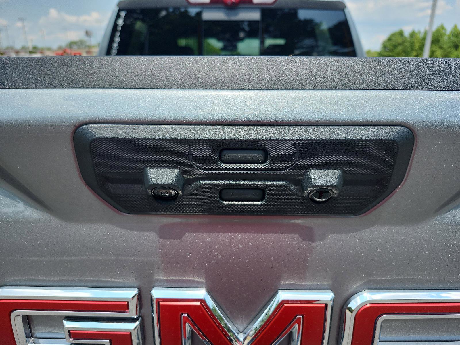 New 2026 GMC Sierra 1500 AT4 w/ AT4 Premium Package image 9