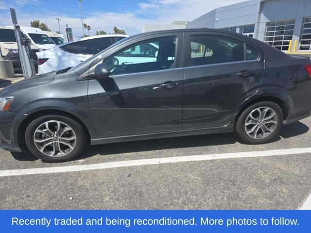 Used 2017 Chevrolet Sonic LT w/ RS Package FWD image 5