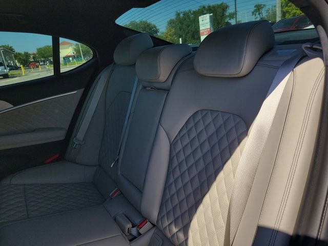 Used 2023 Genesis G70 3.3T w/ Sport Prestige Package image 11