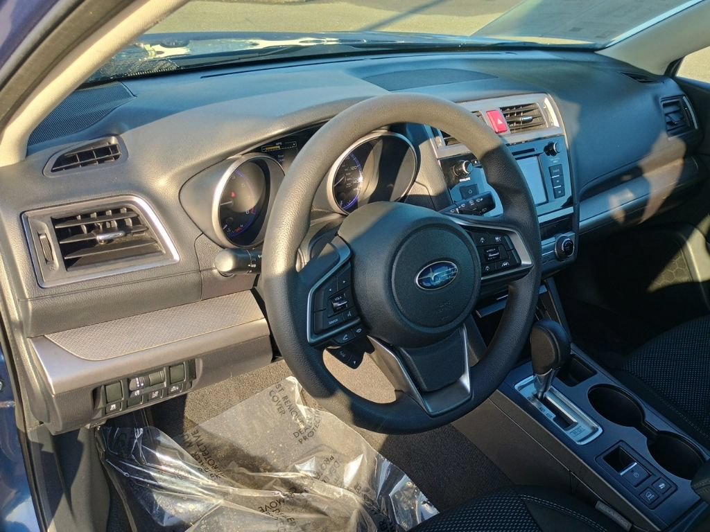 Used 2019 Subaru Outback 2.5i AWD/4WD image 11