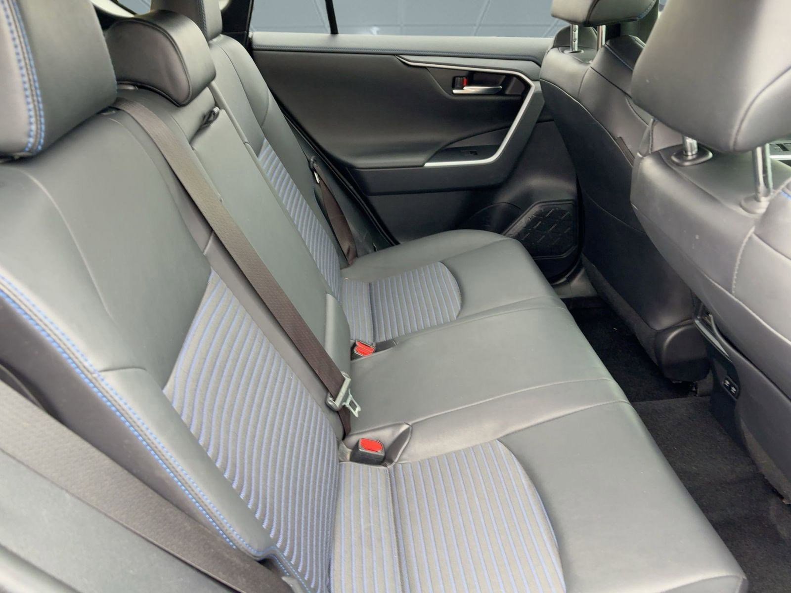 Used 2021 Toyota RAV4 XSE image 28