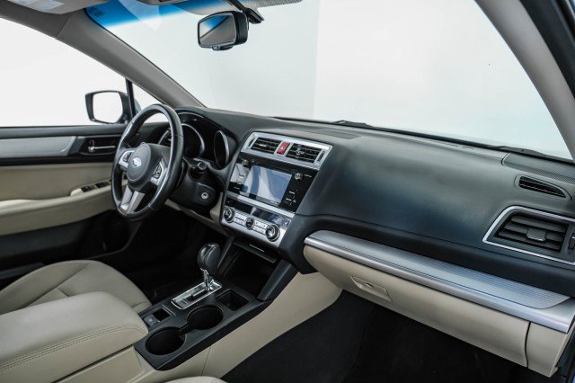 Used 2016 Subaru Legacy 2.5i Premium AWD/4WD image 10