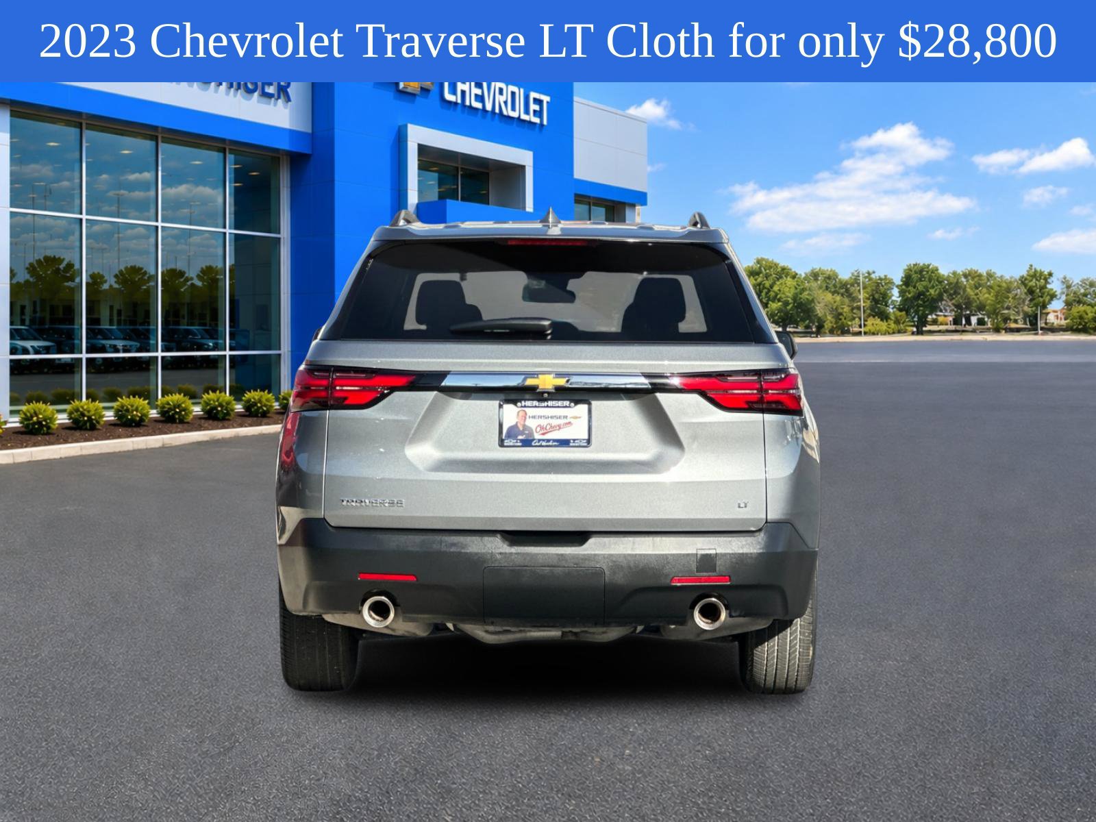 Used 2023 Chevrolet Traverse LT FWD image 6