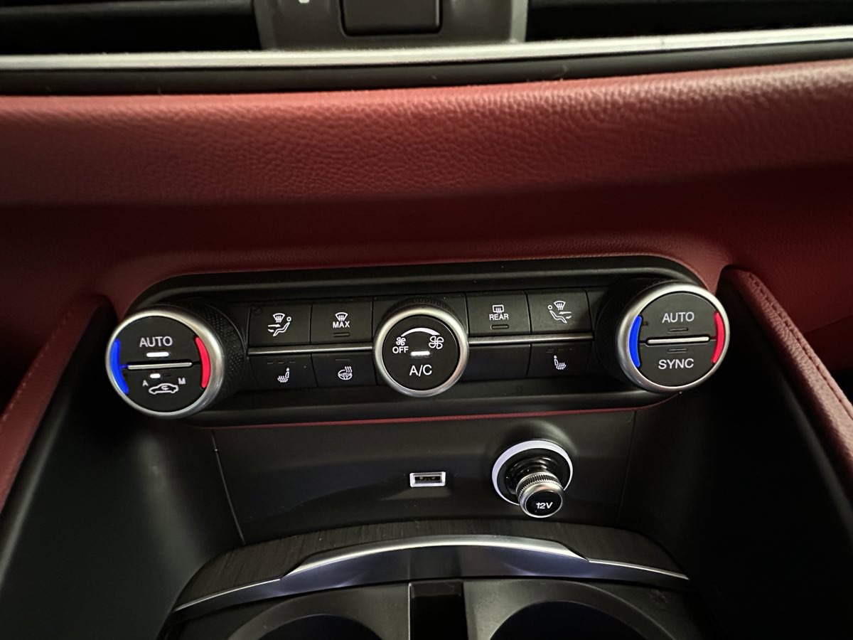 Used 2021 Alfa Romeo Stelvio Ti w/ Active Assist 2 Package TI image 38