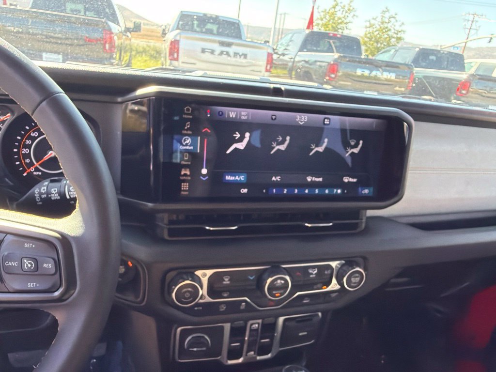 Used 2024 Jeep Wrangler Unlimited Sport AWD/4WD image 19
