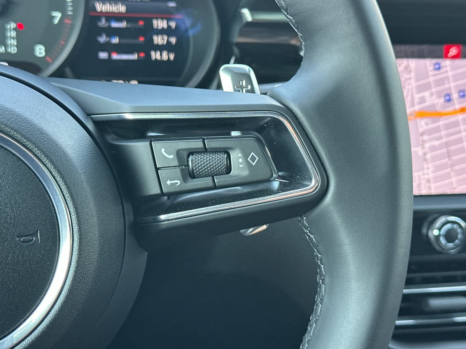 New 2026 Porsche Macan AWD/4WD image 27