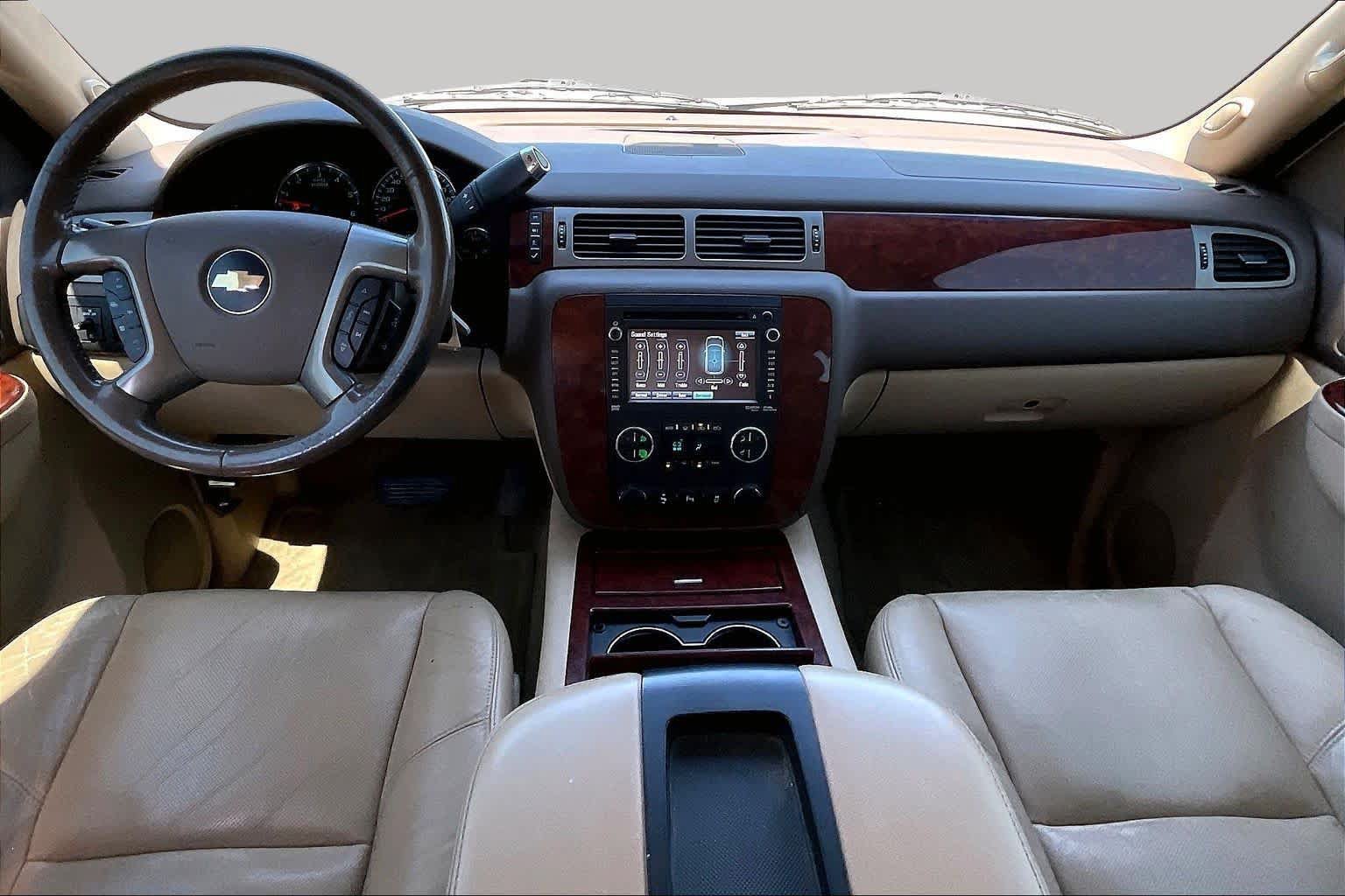 Used 2012 Chevrolet Avalanche LTZ RWD image 14