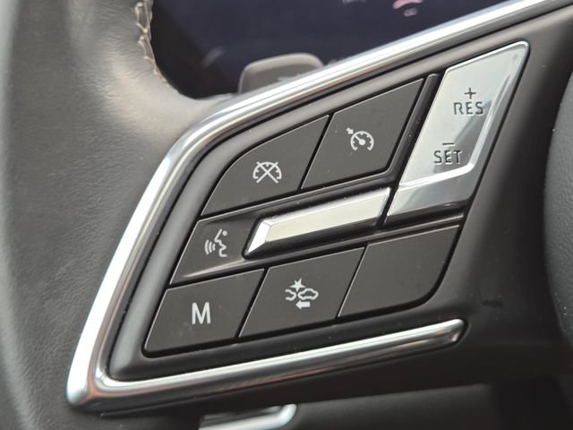 Used 2024 Buick Envision Avenir AWD/4WD image 37