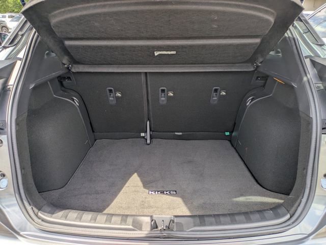 Used 2023 Nissan Kicks SR w/ SR Premium Package FWD image 25