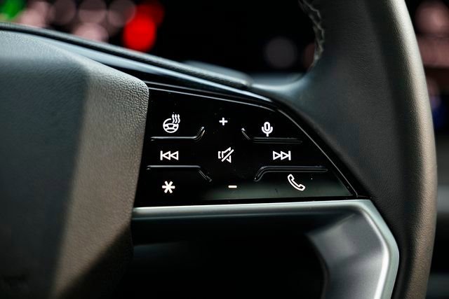 Used 2025 Audi Q5 Prestige image 31