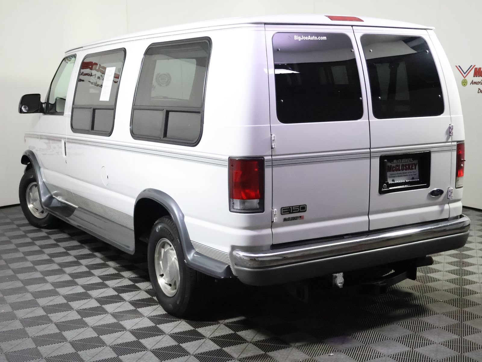 Used 2000 Ford E-150 and Econoline 150 RWD image 11