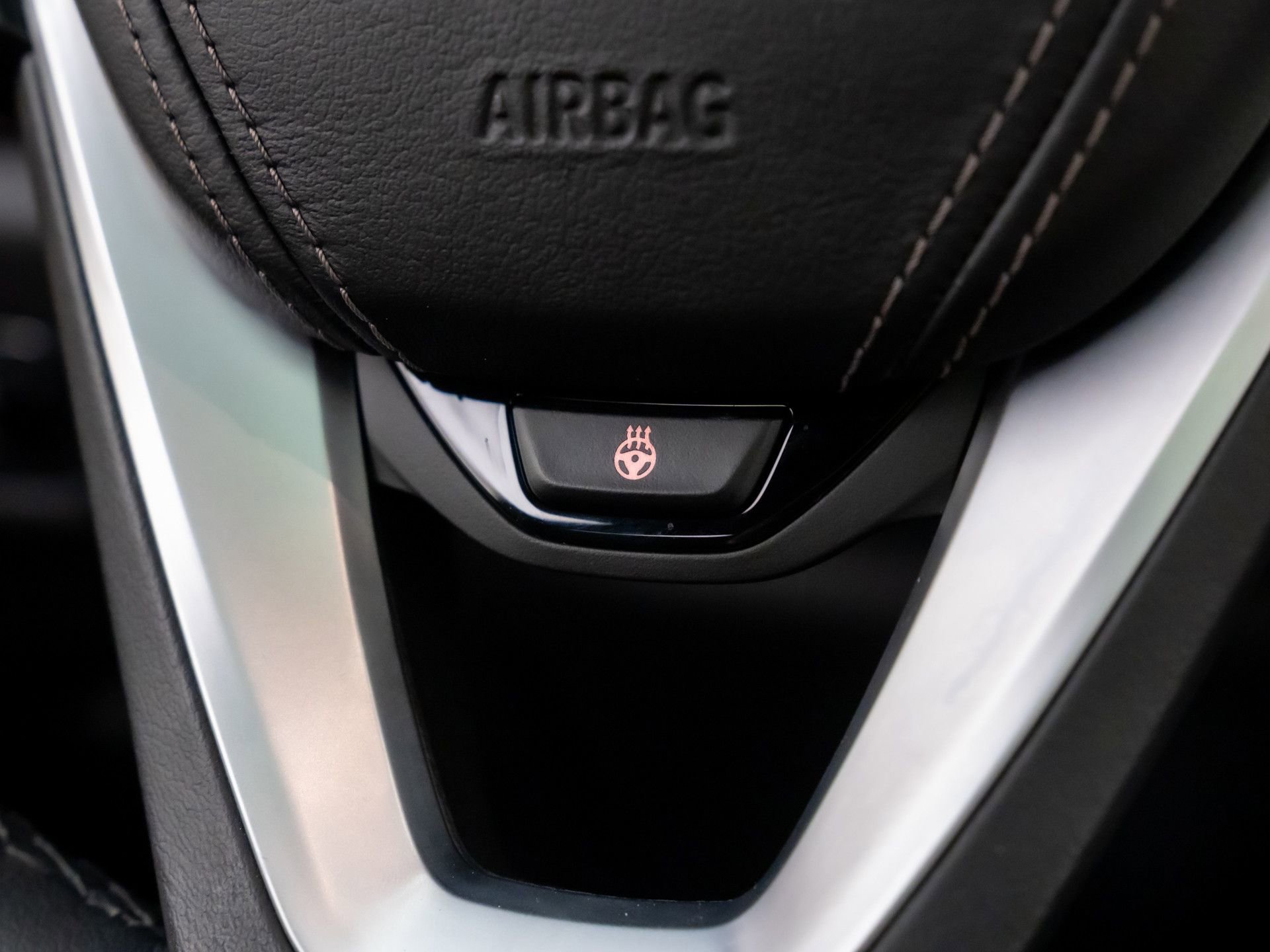 Used 2023 BMW X5 xDrive40i w/ Premium Package image 19