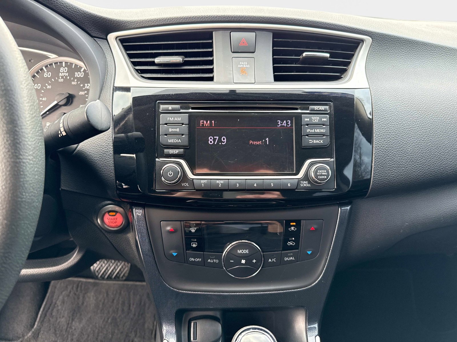 Used 2018 Nissan Sentra SR image 22