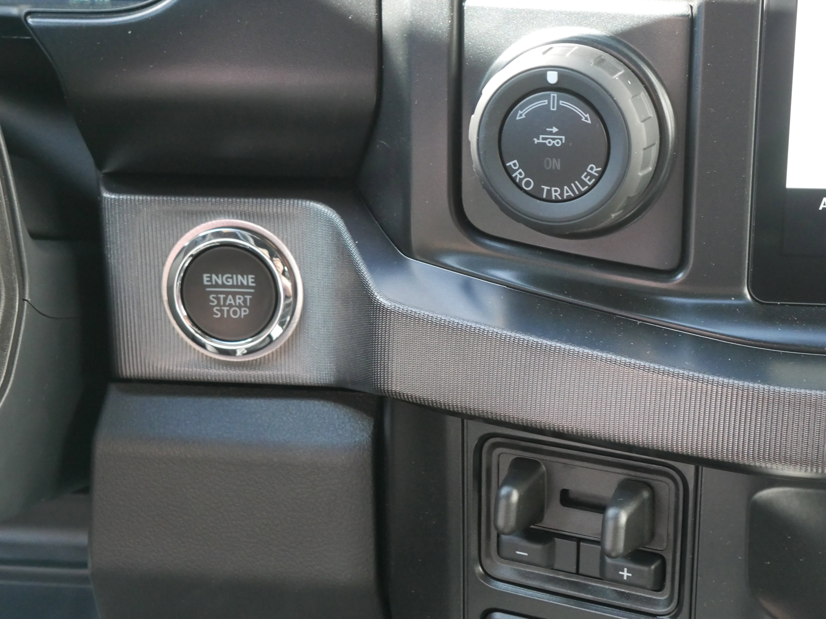 New 2026 Ford F350 Platinum image 9