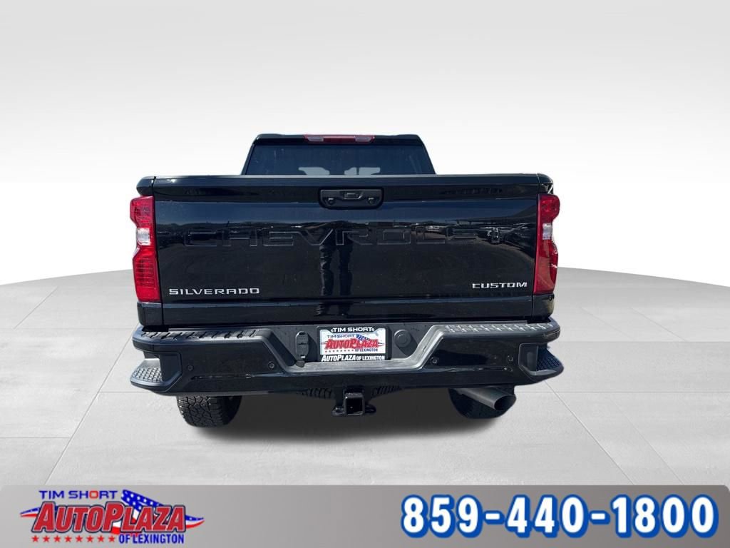 Used 2025 Chevrolet Silverado 2500 Custom w/ Custom Value Package image 4