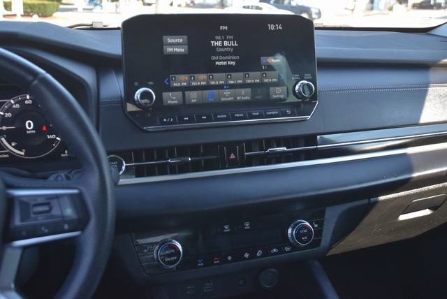 Used 2023 Mitsubishi Outlander AWD image 21