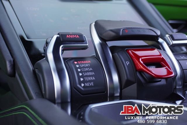 Used 2021 Lamborghini Urus AWD/4WD image 24