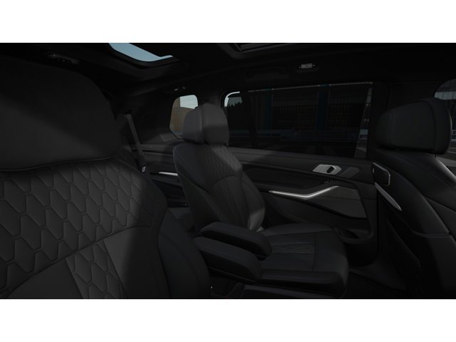 New 2026 BMW X7 M60i image 12