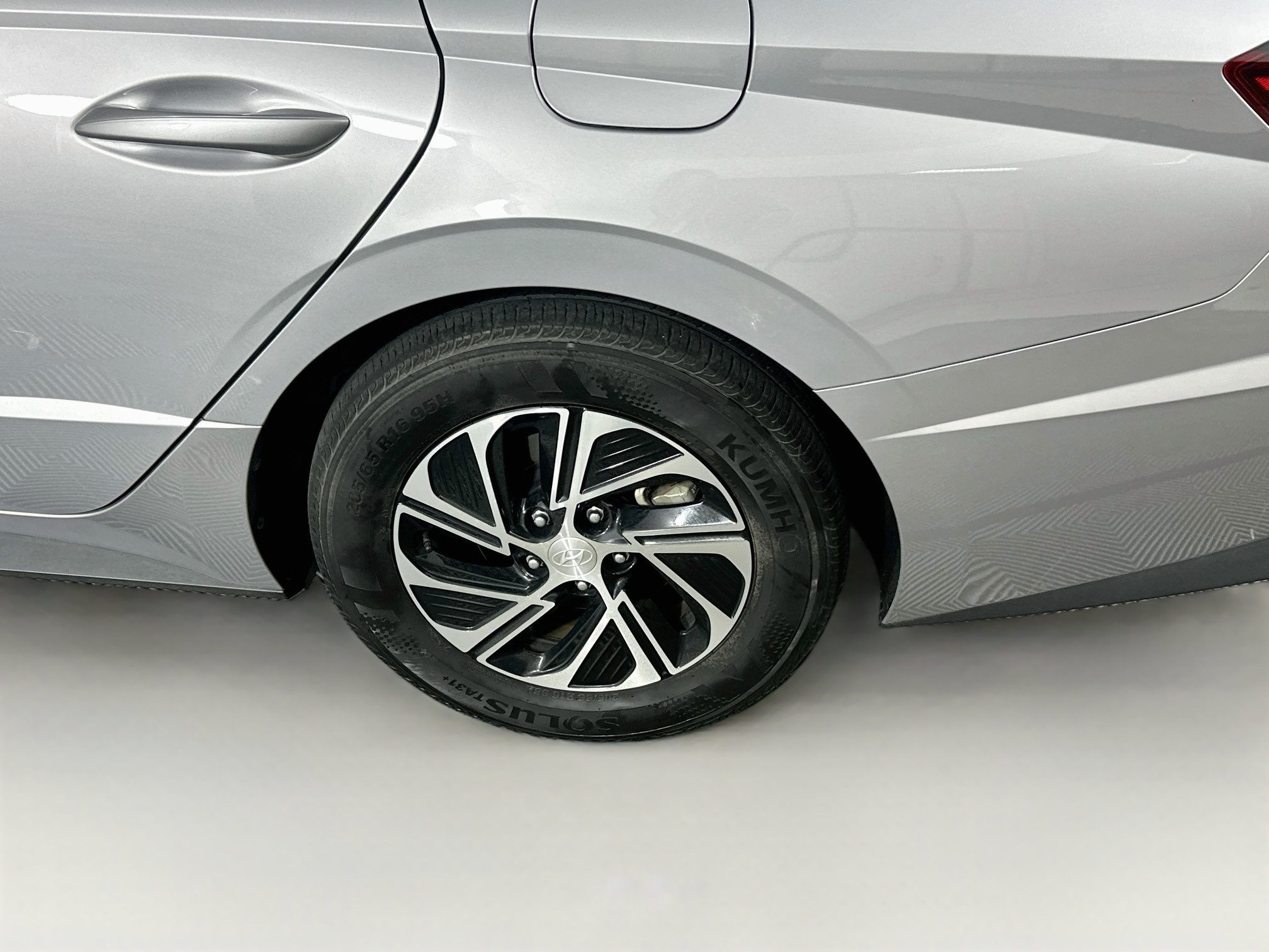 Used 2023 Hyundai Sonata Blue FWD image 11