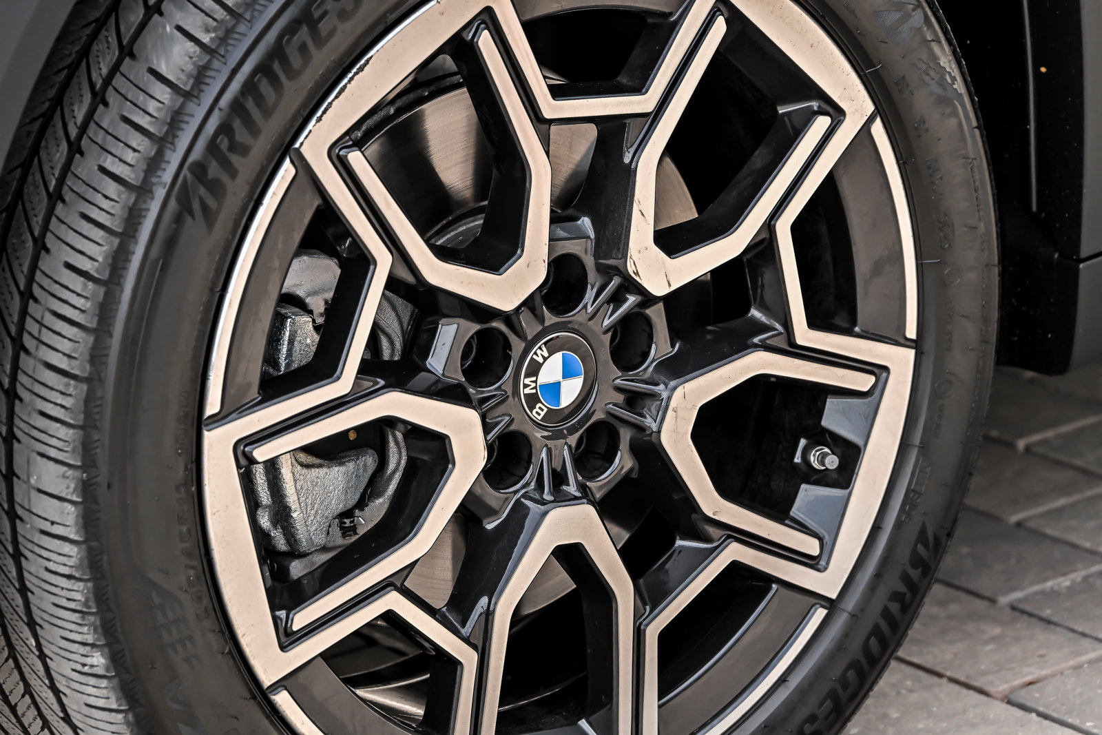 Used 2026 BMW X2 xDrive28i AWD/4WD image 8