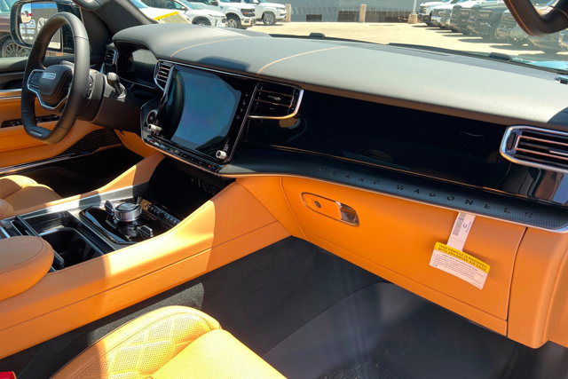 New 2026 Jeep Grand Wagoneer Summit AWD/4WD image 25