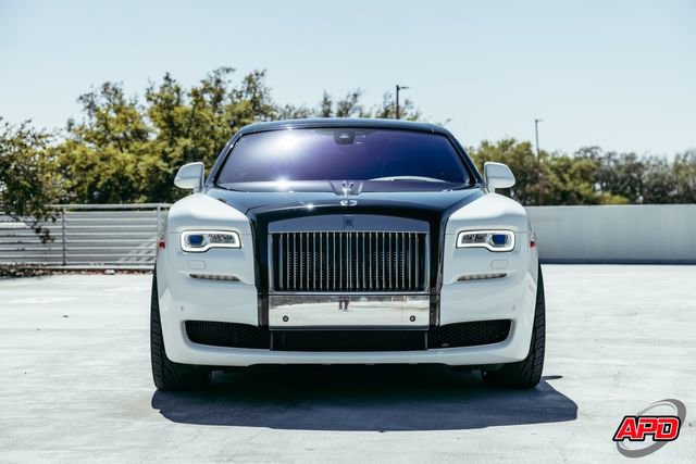 Used 2017 Rolls-Royce Ghost RWD image 20