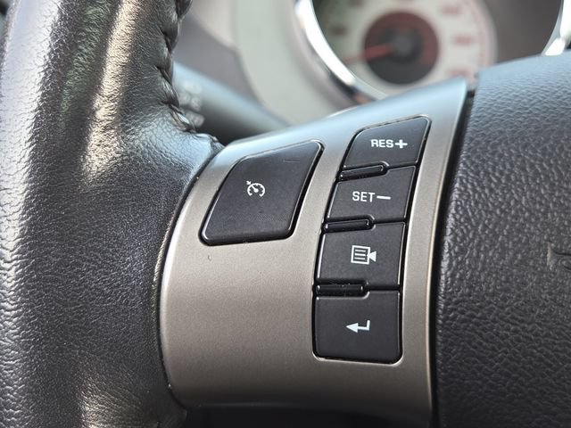 Used 2006 Pontiac Solstice Convertible w/ Premium Package RWD image 4