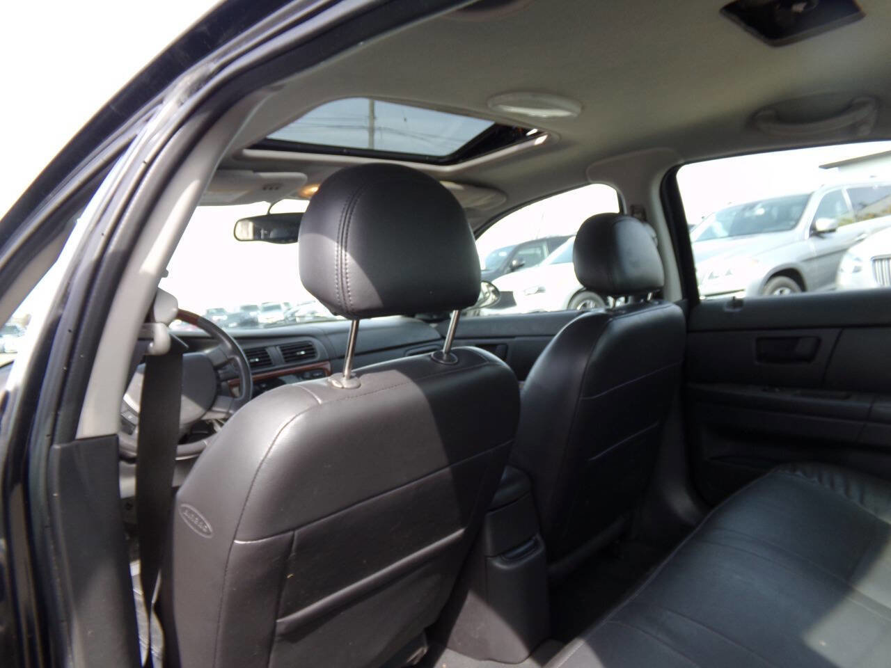 Used 2004 Ford Taurus SEL image 17