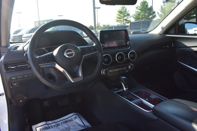 Used 2024 Nissan Sentra SR FWD image 17