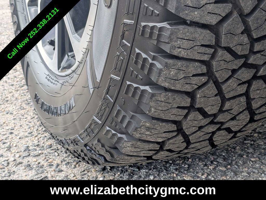 Used 2023 Ford Expedition Max XLT image 13